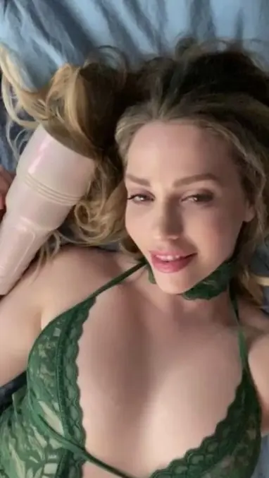 Jessica, profile photo 3 of 3